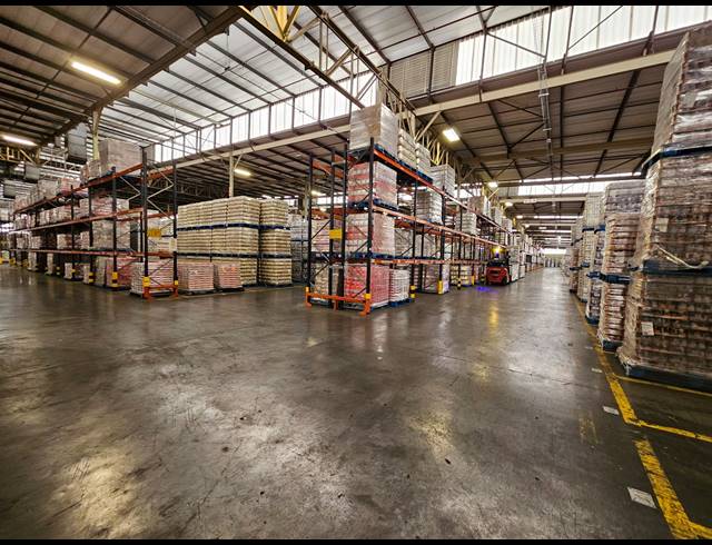 25,000M² WAREHOUSE TO LET IN BOKSBURG EAST